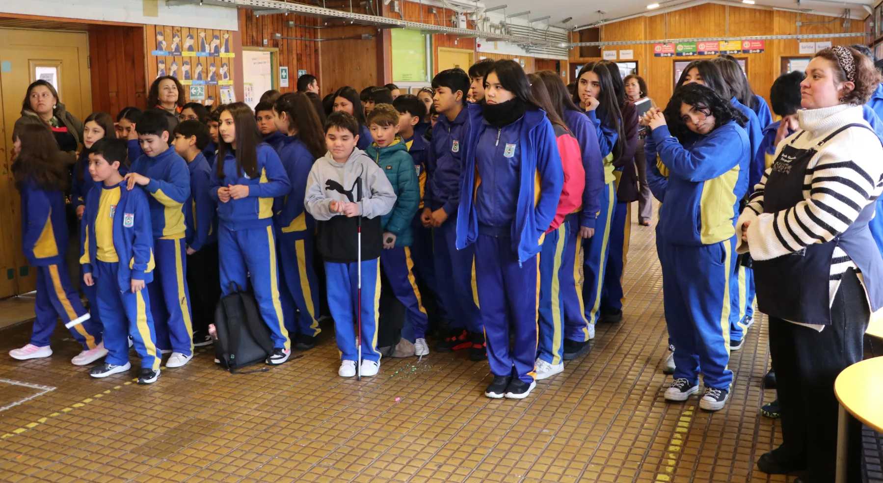 Estudiantes reconocen a sus pares