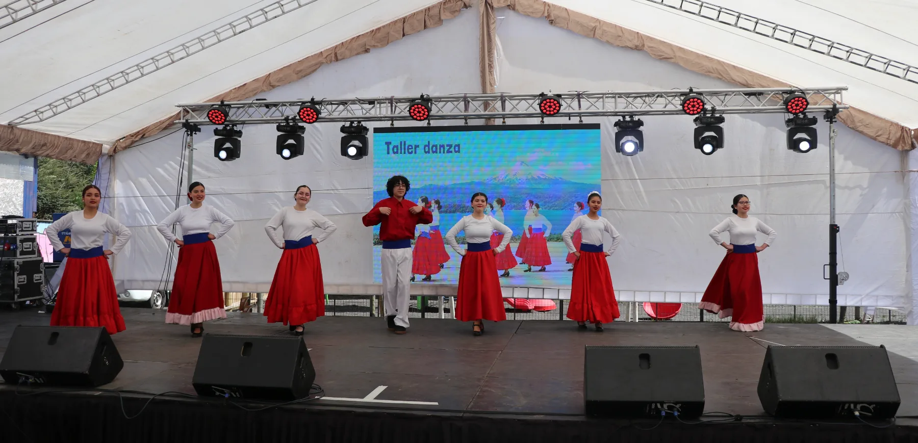 Exitosa Gala de Fisetas Patrias en escuela Epu Klei de Lican Ray