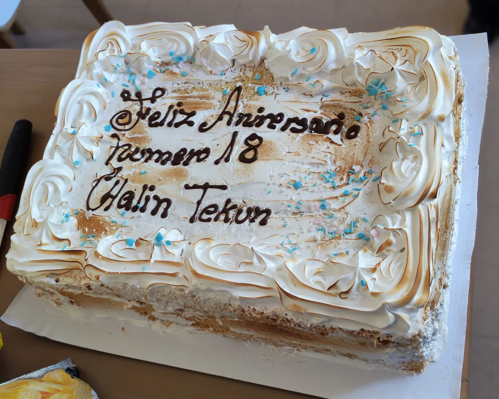 La elaboración de una torta gigante fue parte d elas actividades planificadas